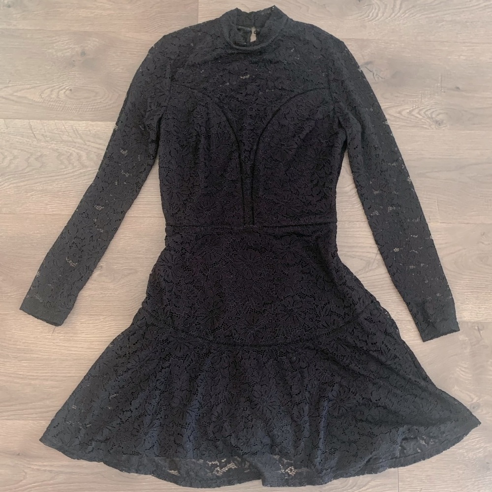 Guess lace dress